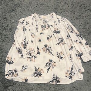 MELLODAY Floral Blouse in Cream and Black